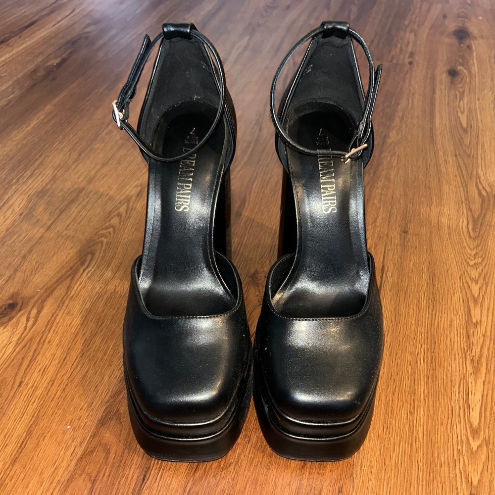 Black platform heels from Amazon
